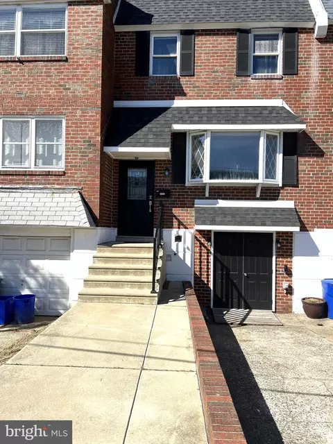12502 Biscayne Dr, Philadelphia, PA 19154
