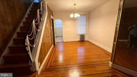 2139 Carver St, Philadelphia, PA 19124