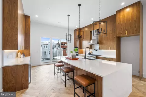 1238 E Oxford St, Philadelphia, PA 19125