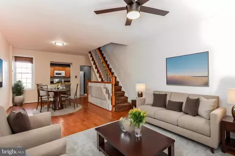 351 Emily St, Philadelphia, PA 19148
