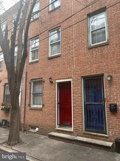 831 Kater St, Philadelphia, PA 19147