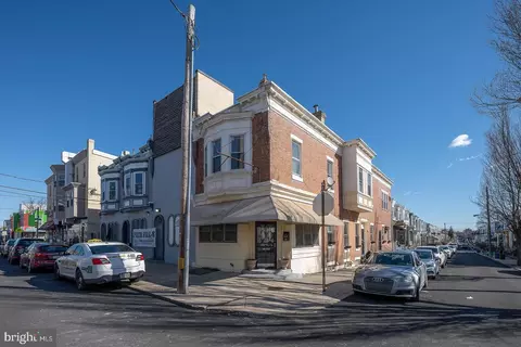 317 S 56th St, Philadelphia, PA 19143