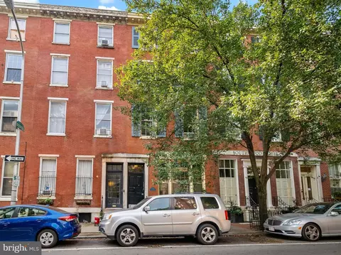 1730 Pine St #4, Philadelphia, PA 19103