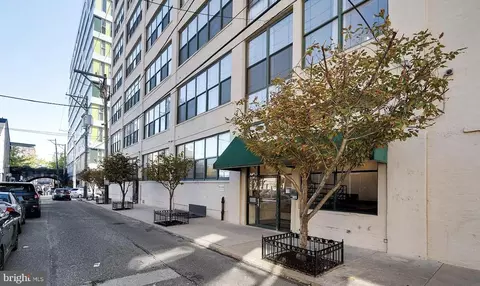 314 N 12th St #1004, Philadelphia, PA 19107