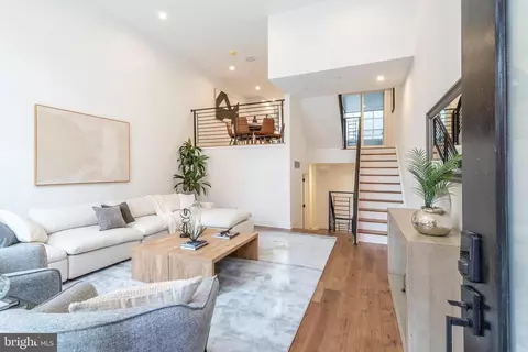 310 Reed St, Philadelphia, PA 19147