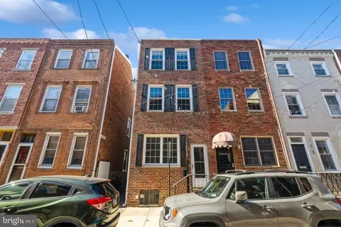 742 S Darien St, Philadelphia, PA 19147