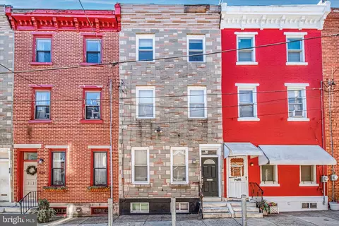 828 Leland St, Philadelphia, PA 19130