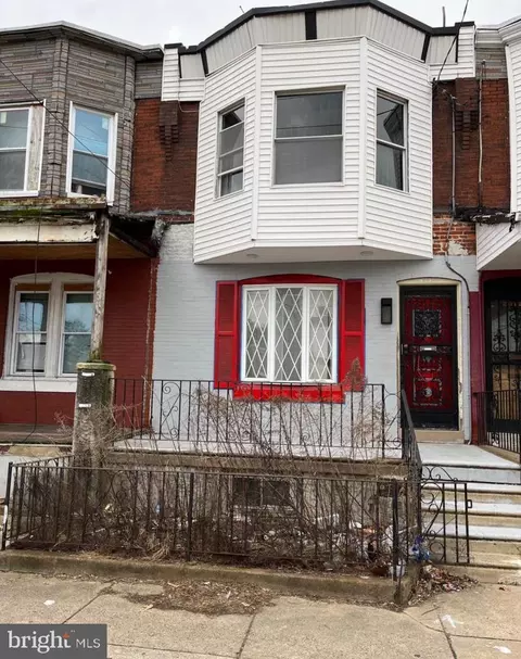 2014 S 61st St, Philadelphia, PA 19142