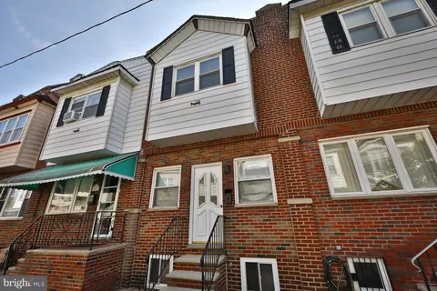 2825 S Franklin St, Philadelphia, PA 19148