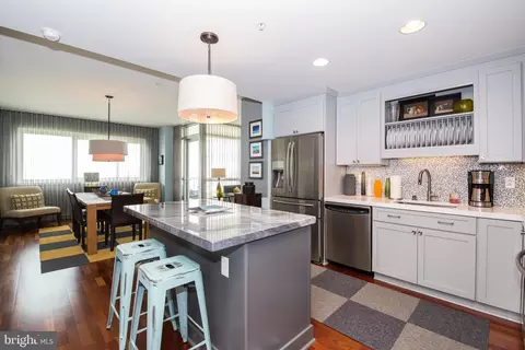 901 N Penn St #F910, Philadelphia, PA 19123