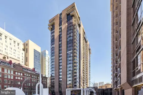 233 S 6th St #1102L, Philadelphia, PA 19106