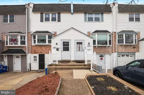 3613 N Hereford Ln, Philadelphia, PA 19114