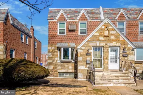 905 Princeton Ave, Philadelphia, PA 19111