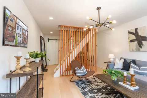 1516 Montrose St, Philadelphia, PA 19146