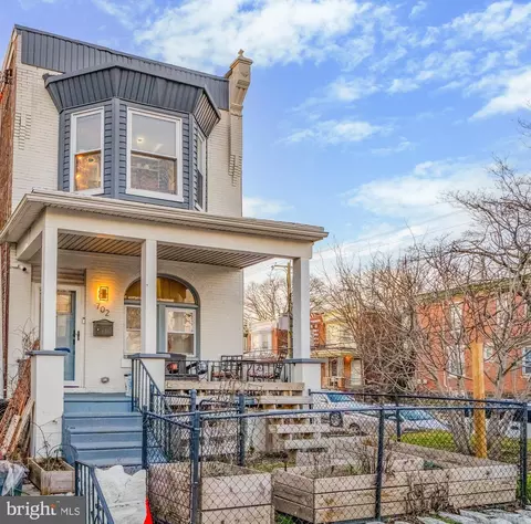 702 S 52nd St, Philadelphia, PA 19143