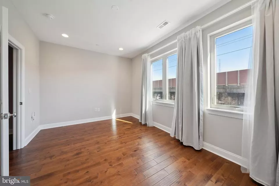 Other - 1424 S Front St, Philadelphia, PA 19147 photo 2 of 5