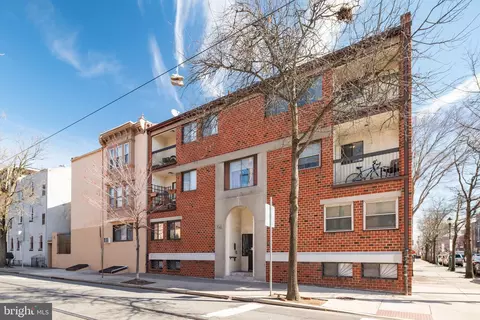 541 S 12th St #B, Philadelphia, PA 19147