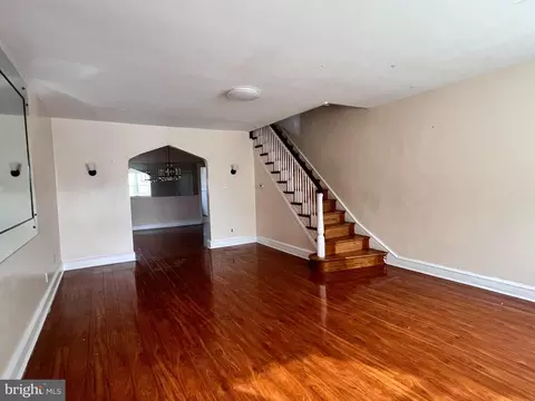 3307 Knorr St, Philadelphia, PA 19149