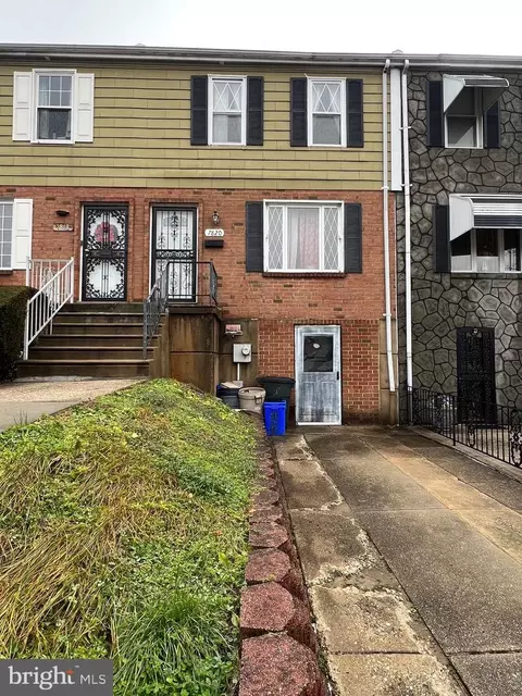 7820 Venus Pl, Philadelphia, PA 19153