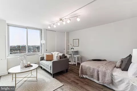 604 S 36 S Washington Sq #813, Philadelphia, PA 19106