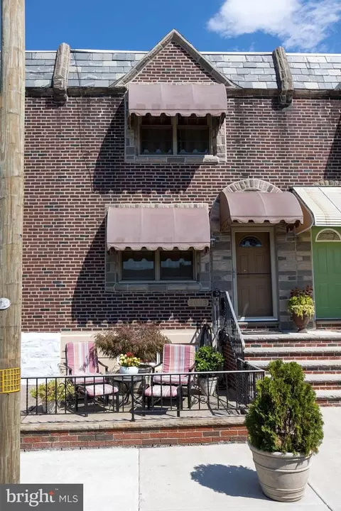 2833 S Hutchinson St, Philadelphia, PA 19148