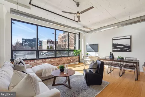 1714 Memphis #115, Philadelphia, PA 19125