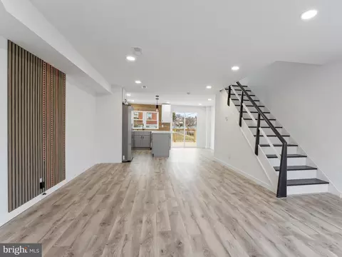 1173 E Sharpnack St, Philadelphia, PA 19150
