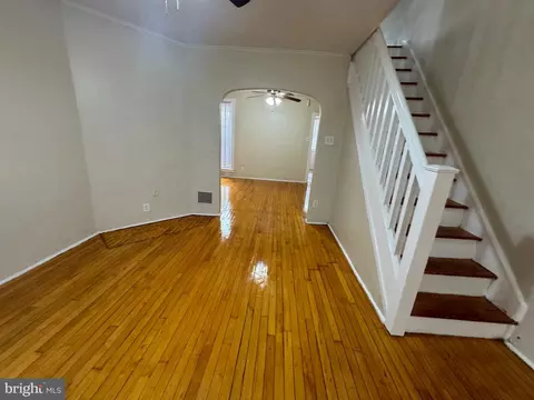 262 W Sheldon St, Philadelphia, PA 19120
