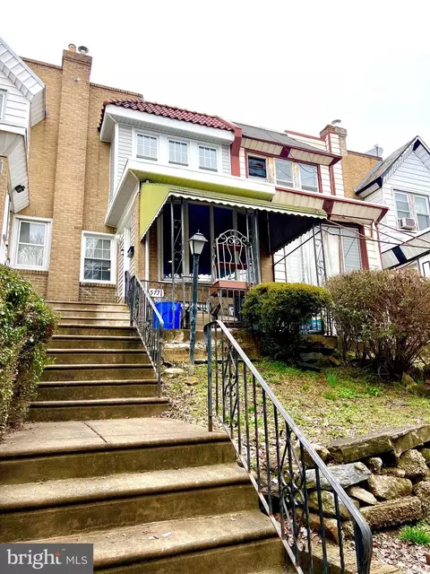 5771 Haddington Ln, Philadelphia, PA 19131