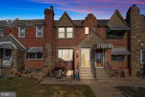 467 Alcott St, Philadelphia, PA 19120