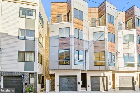 1429 S Howard St, Philadelphia, PA 19147