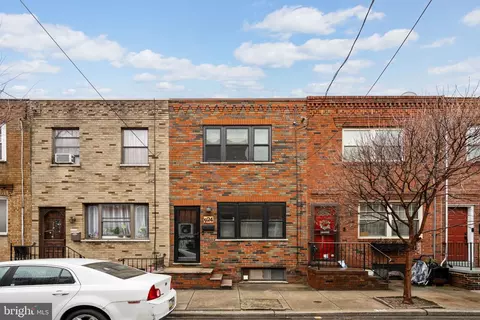 924 Dudley St, Philadelphia, PA 19148