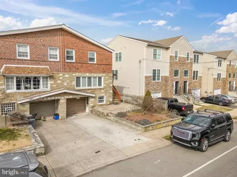 2988 Welsh Rd, Philadelphia, PA 19152
