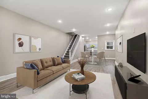 1735 W Juniata St, Philadelphia, PA 19140