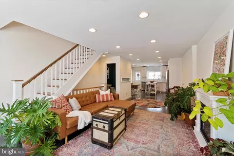 1336 E Passyunk Ave, Philadelphia, PA 19147