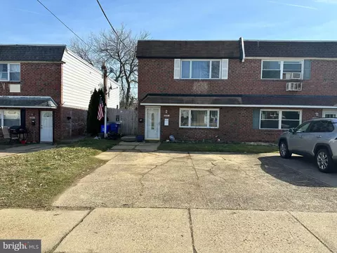 10041 Ferndale St, Philadelphia, PA 19116