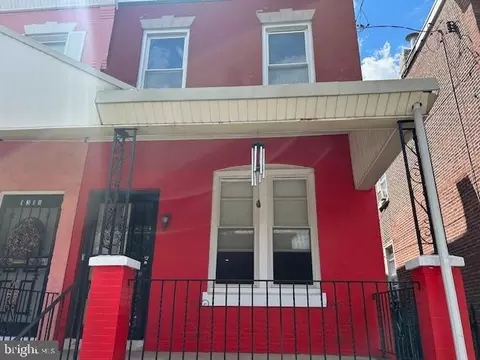 1320 N Redfield St, Philadelphia, PA 19151