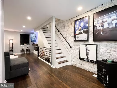 245 E Allen St, Philadelphia, PA 19125