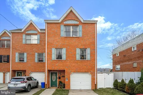 3504 Cresson St, Philadelphia, PA 19129