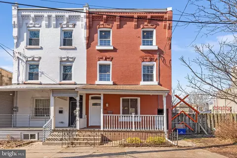 318 N 41st St, Philadelphia, PA 19104