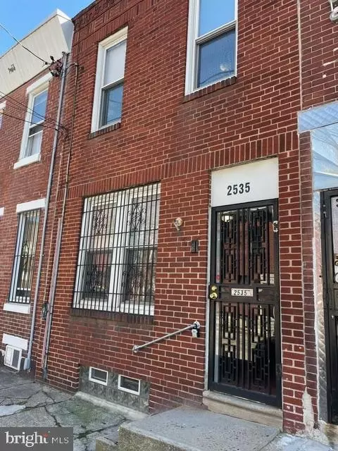 2535 Jasper St, Philadelphia, PA 19125