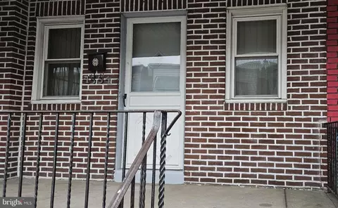 4554 Hurley St, Philadelphia, PA 19120