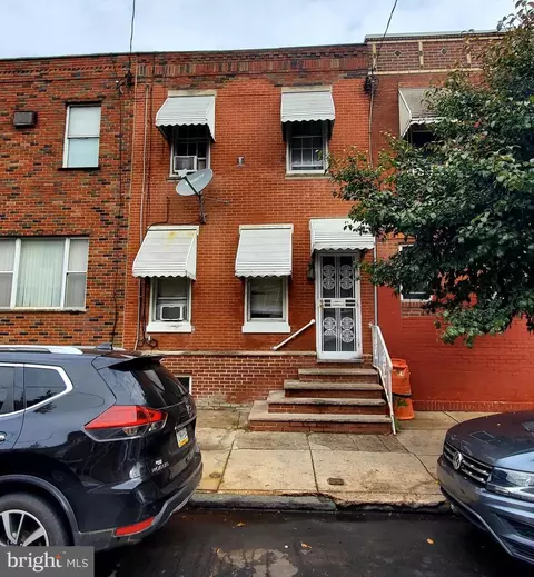 1817 Tasker St, Philadelphia, PA 19145