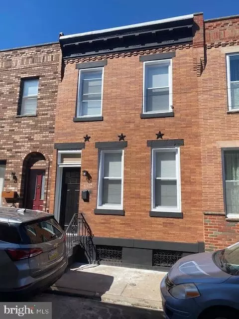 3138 Livingston St, Philadelphia, PA 19134