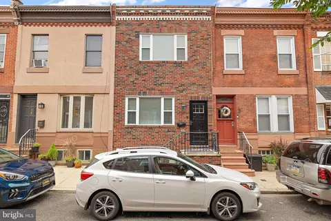 2225 S Rosewood St, Philadelphia, PA 19145
