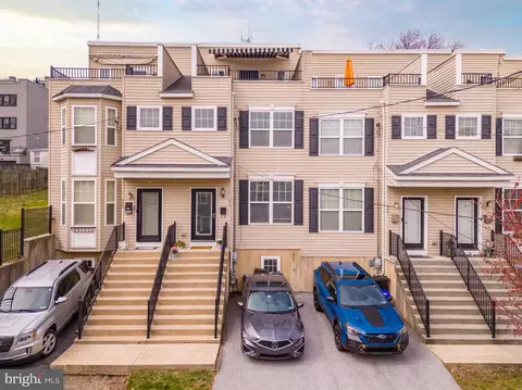270 Delmar St, Philadelphia, PA 19128