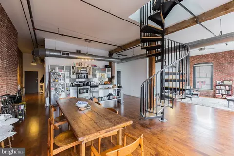 1125 E Columbia Ave #301, Philadelphia, PA 19125