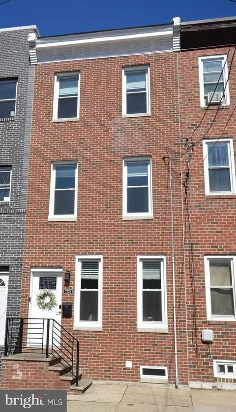 2705 W Thompson St, Philadelphia, PA 19121