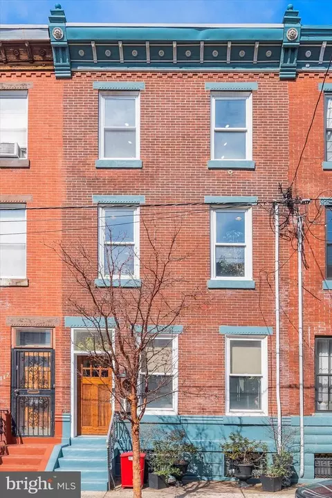 1415 Tasker St, Philadelphia, PA 19145