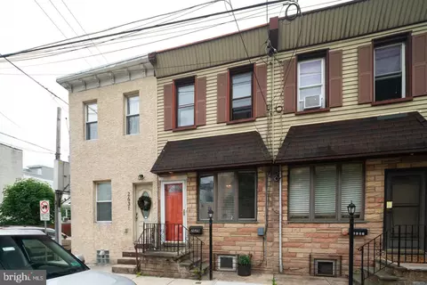 2629 Sepviva St, Philadelphia, PA 19125
